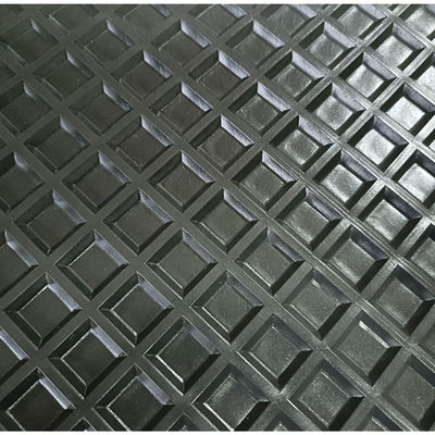 ইন্ডাস্ট্রিয়াল পিভিসি কনভেয়র বেল্ট গ্রিড প্যাটার্ন সহ ফ্ল্যাট কাঠ তৈরি স্যান্ডিং মেশিন কাস্টমাইজযোগ্য OEM বিকল্প