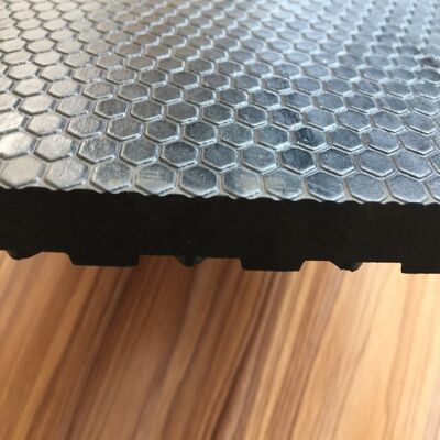 8mm Thickness Double Side Heavy Duty Rubber Horse Stall Mat with Square Hexagon Pattern
