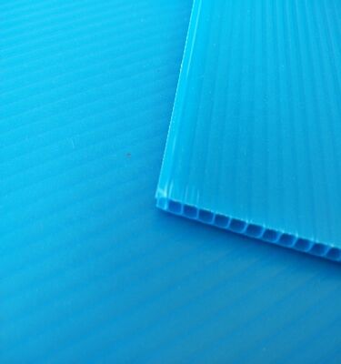 বক্স প্যাকেজিংয়ের জন্য কাস্টম আকারের পুনর্ব্যবহারযোগ্য ওয়াটারপ্রুফ পিপি প্লাস্টিকের কর্গযুক্ত শীট