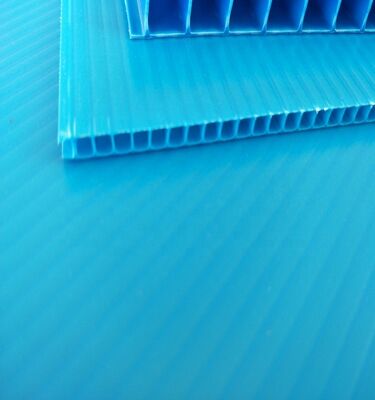 বক্স প্যাকেজিংয়ের জন্য কাস্টম আকারের পুনর্ব্যবহারযোগ্য ওয়াটারপ্রুফ পিপি প্লাস্টিকের কর্গযুক্ত শীট